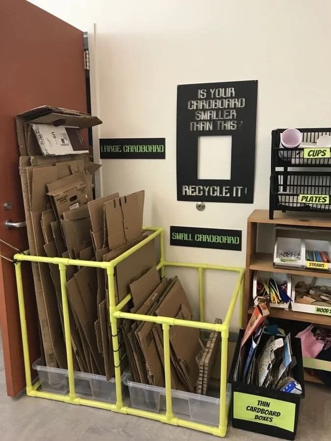 Espace organisé pour le réemploi du carton